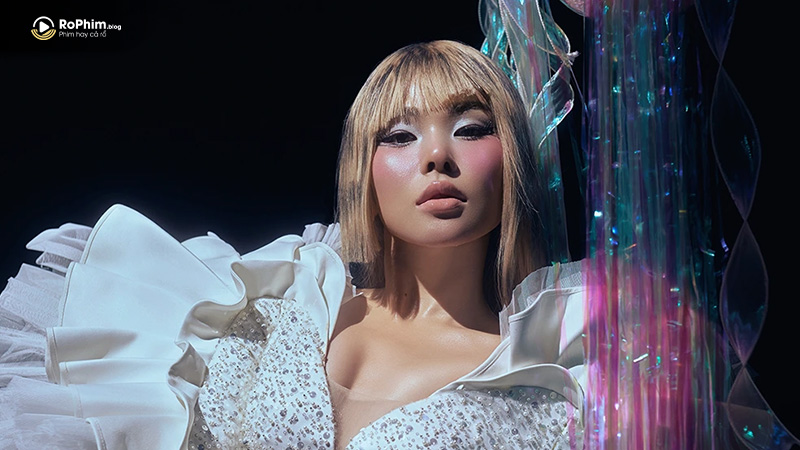 Trương Thảo Nhi Trở Lại Làng Nhạc Việt Với MV “Đánh Bắt Cá Xa Bờ”
