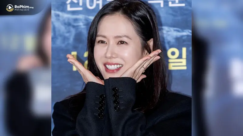Son Ye Jin công khai ủng hộ chồng, khiến người hâm mộ vô cùng phấn khích