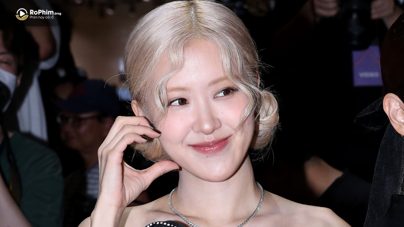 Con đường thăng tiến của Rosé ngày càng rộng mở, khẳng định rằng âm nhạc không có biên giới