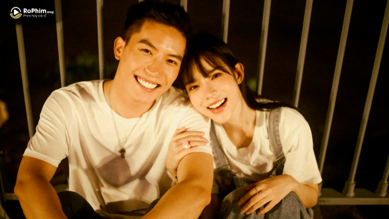 "Hint" Hẹn Hò Và Những Lần Xuất Hiện Chung