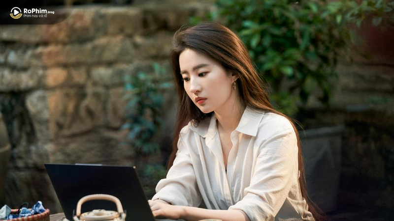 Lưu Diệc Phi thăng hạng nhan sắc ở tuổi 37 trong tác phẩm Đi Đến Nơi Có Gió sánh vai cùng Lý Hiện