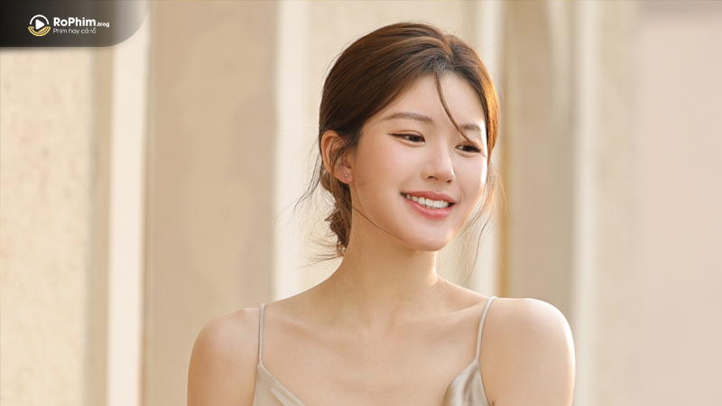 Triệu Lộ Tư Tái Xuất Showbiz Giữa Những Lo Ngại Về Sức Khỏe Và Mâu Thuẫn Với Công Ty Quản Lý 