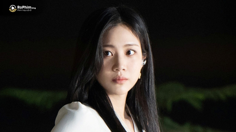 Hong Hwa Yeon vai Yeo Eun Nam
