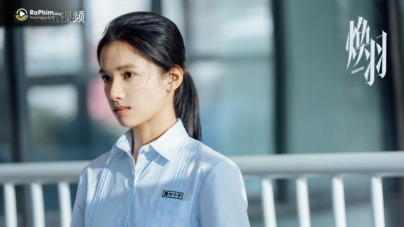 Trương Tịnh Nghi lột xác trong vai Thanh Vũ – một cô gái mạnh mẽ, đầy tổn thương trong Hoán Vũ.