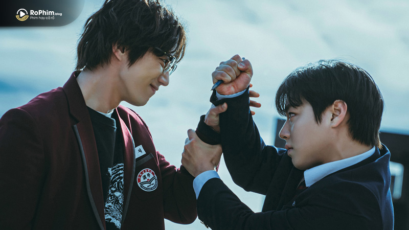 Seo Jun Tae (Choi Min Young) và Go Hyun Tak (Lee Min Jae) – Bộ ba bạn mới của Si Eun mang đến sự tươi sáng trong cuộc sống.