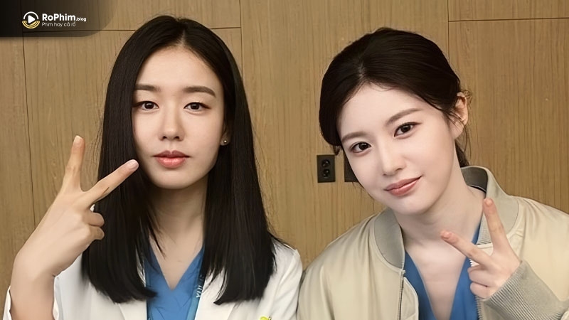Kang You Seok và Han Ye Ji mang lại nét đáng yêu, hài hước dù còn thiếu kinh nghiệm diễn xuất.